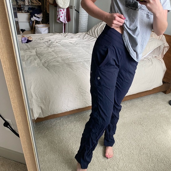 NAVY LULULEMON PANTS - Picture 2 of 2